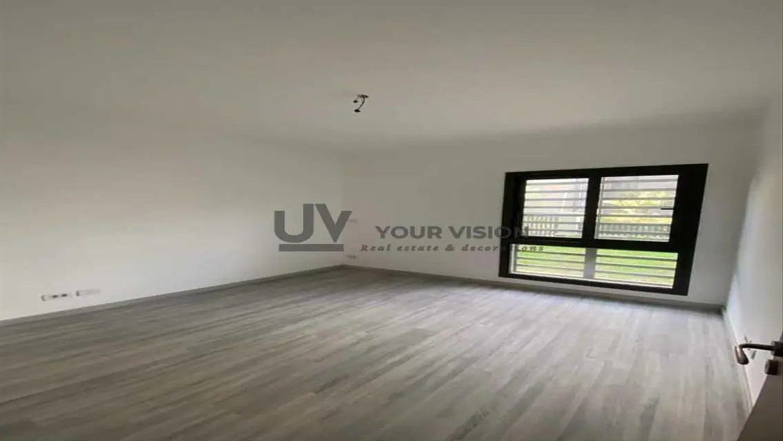 Private Apartment with Balcony and Garden in Prime Location