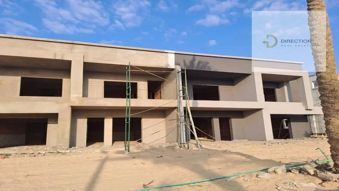 Stunning Villa for Sale in MIU-25-10