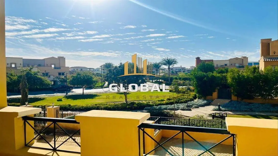 شقة فاخرة للبيع مع مرافق مميزة في ميفيدا
