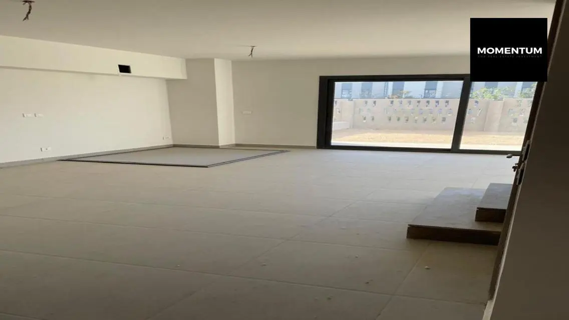شقة فاخرة متاحة للبيع
