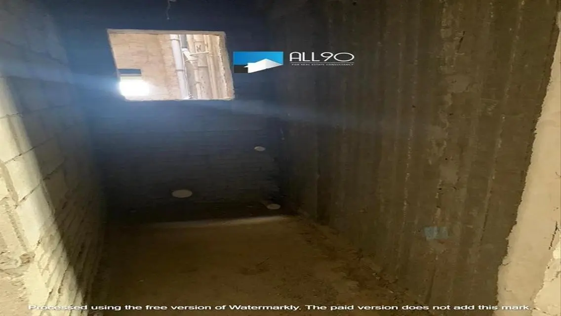 شقة فاخرة للبيع في موقع متميز