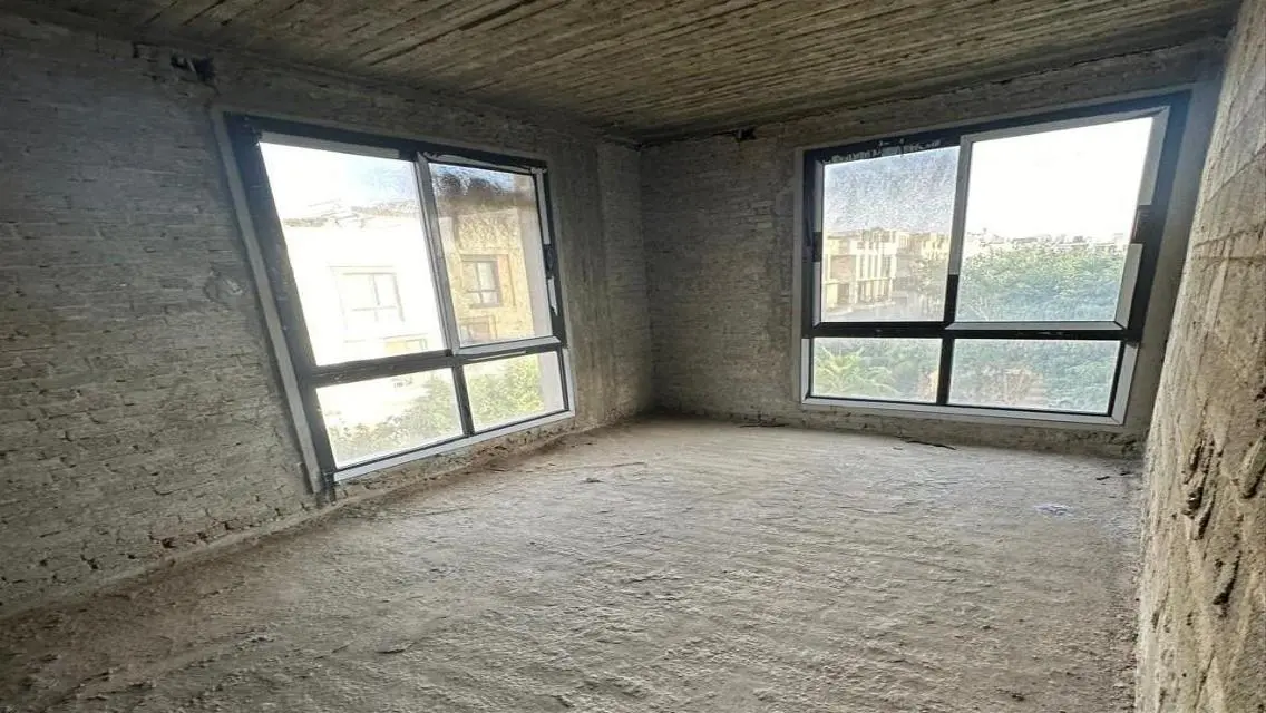 Luxurious 4-Bedroom Apartment with Stunning View