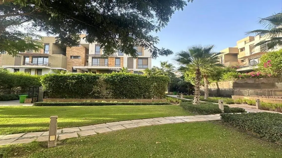 Luxurious 4-Bedroom Apartment with Stunning View