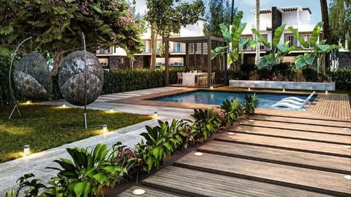 Luxurious Apartment with Garden and Premium Amenities in Oak