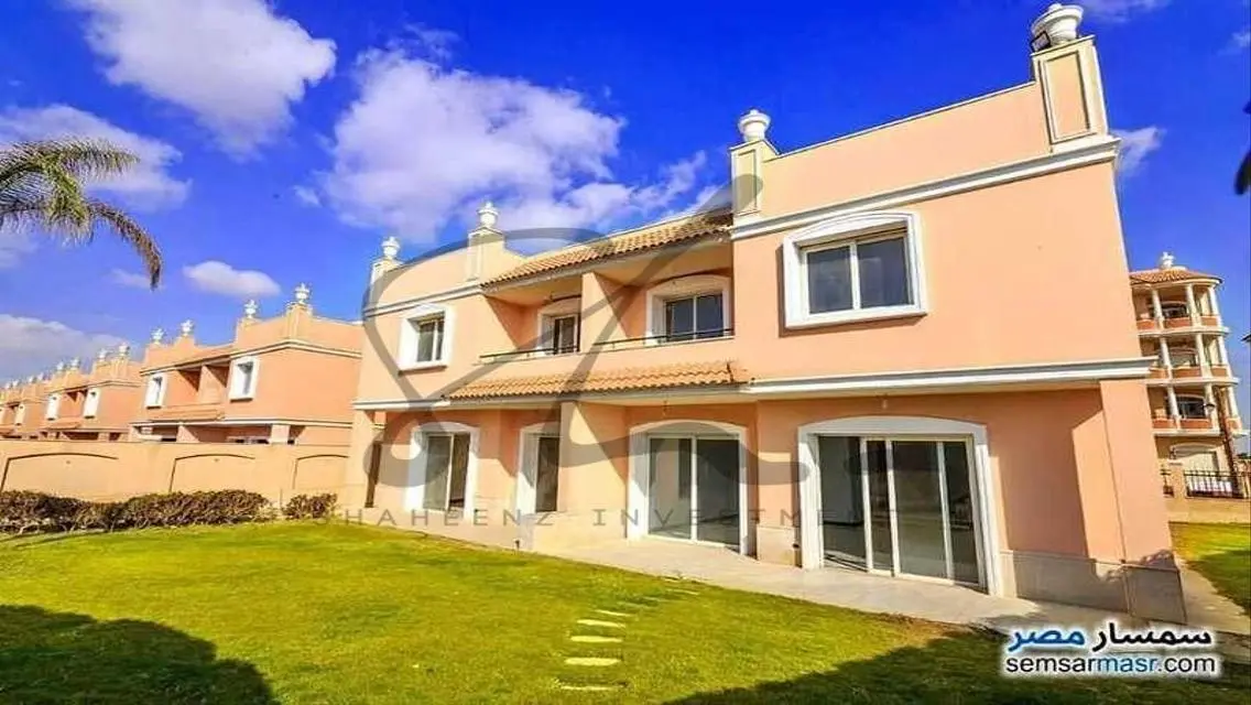Luxury Ready-to-Move Apartment Spanning 291 Square Meters in Prime Location