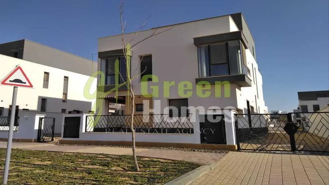Luxury Apartment for Sale in SV-550