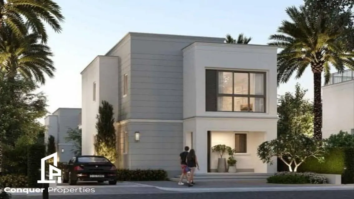 Luxury Villa with Spacious Layout for Sale