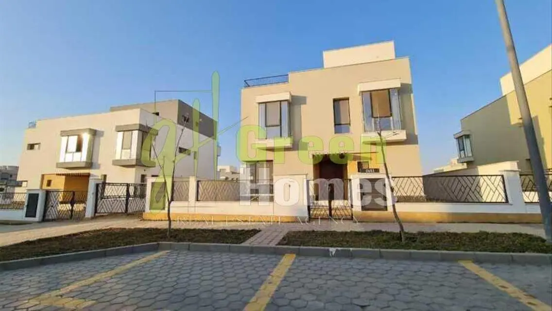 عرض ملكية فاخرة بحارس أمن