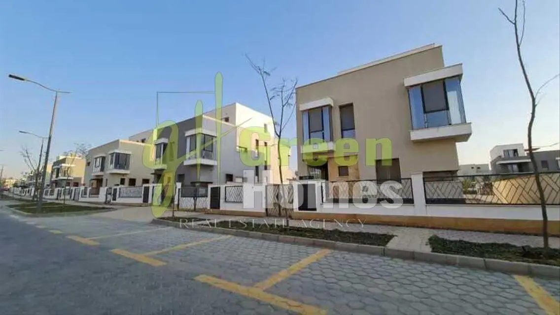 Luxurious Apartment with 300 Sq M and Security Guard