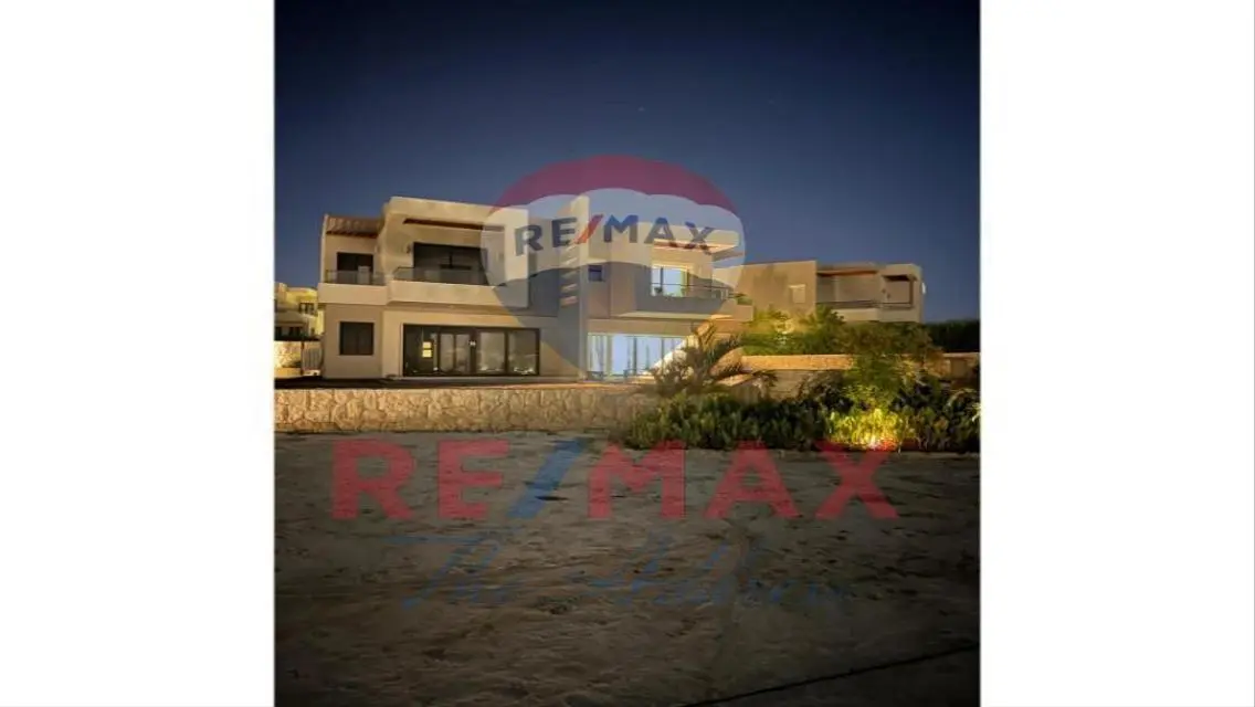 Luxurious Villa with Expansive Space and Excellent Amenities