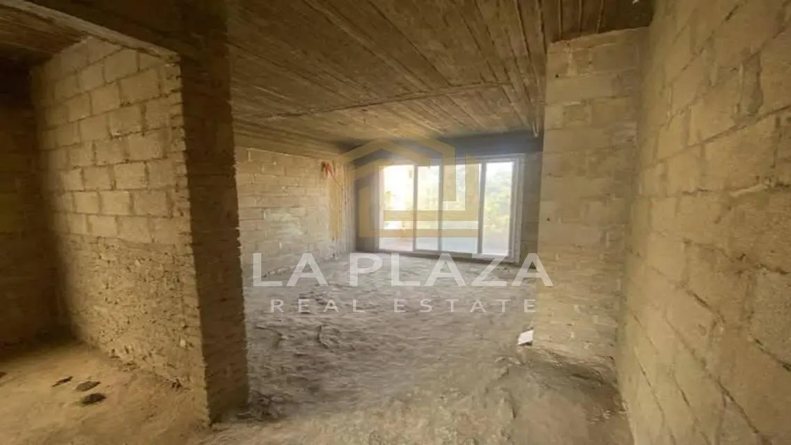 Prime Property in a Highly Desirable Location - 2022