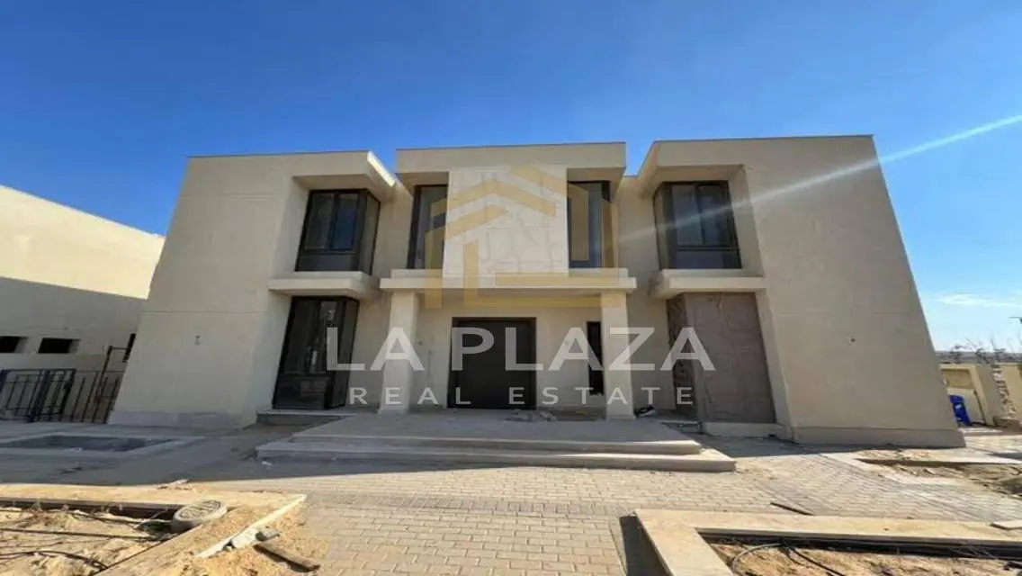Prime Property in a Highly Desirable Location - 2022