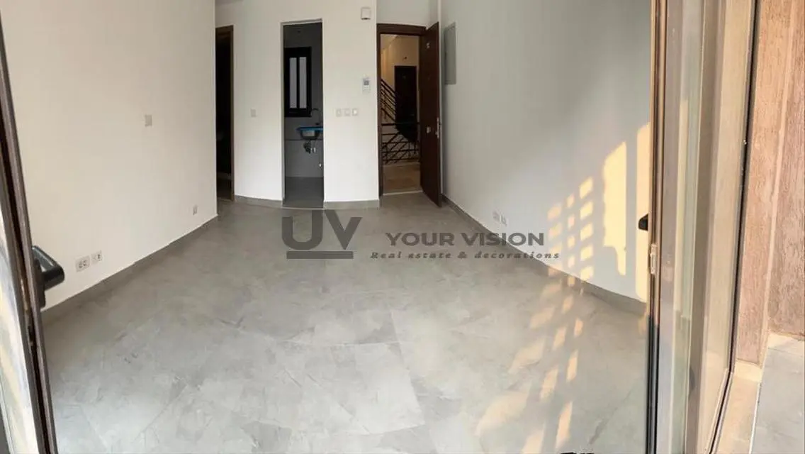 Luxury Apartment for Rent with Balcony and Security Guard