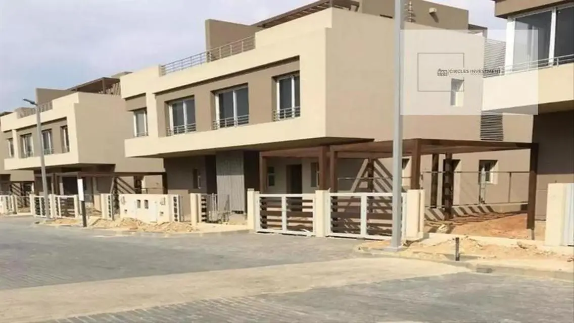 شقة فاخرة للبيع في موقع متميز