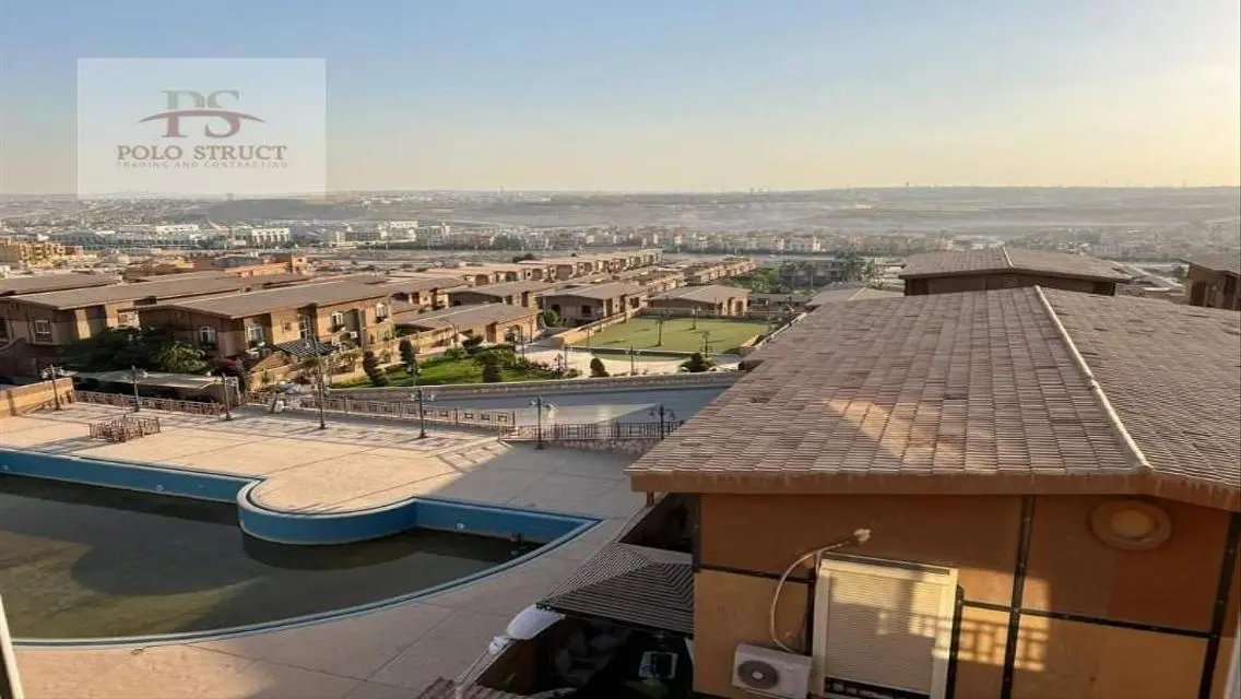 فيلا فاخرة مع حديقة خاصة ومسبح