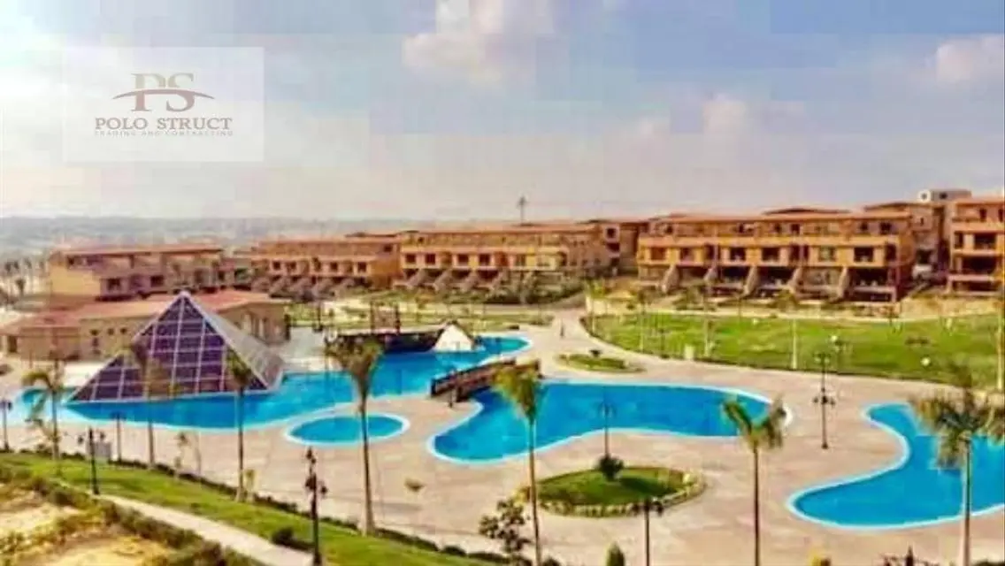 فيلا فاخرة مع حديقة خاصة ومسبح