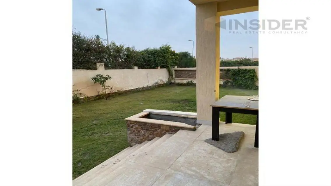 فيلا فاخرة للبيع بمساحة 321 متر
