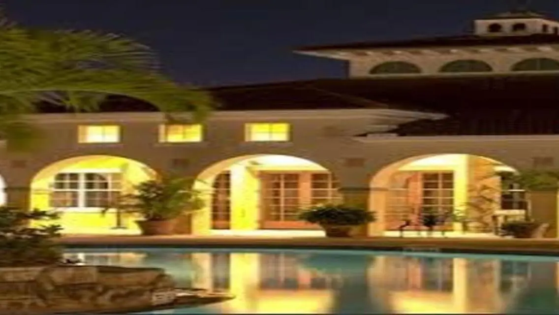 Luxury Villa in Village West with Spacious Design