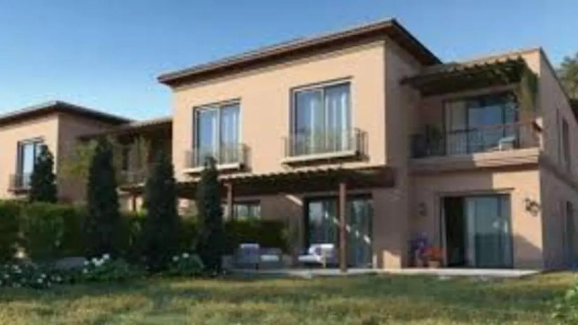 Luxury Villa in Village West with Spacious Design