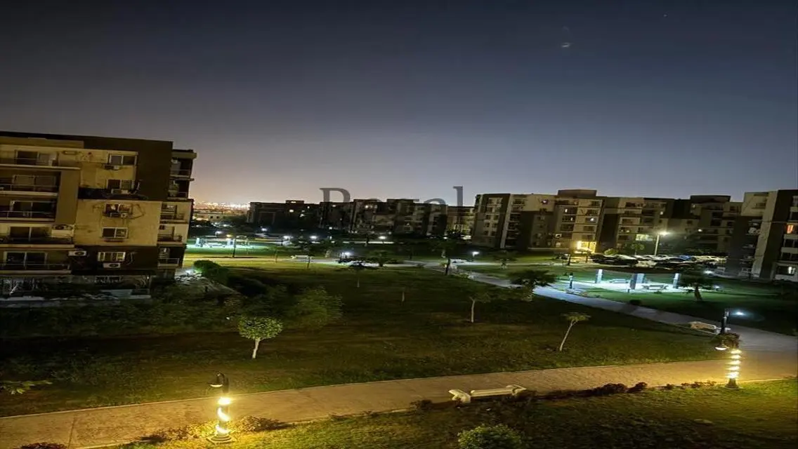 شقة فاخرة للإيجار في كمبوند دار مصر بالشيخ زايد