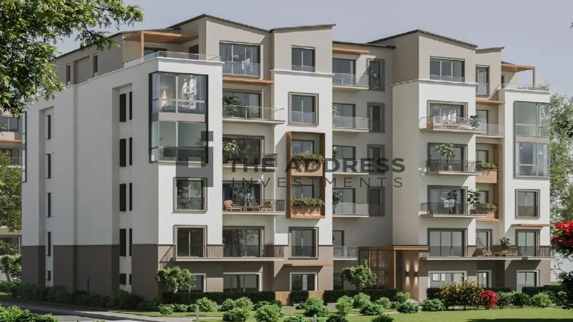 Luxurious Villa for Sale with Extensive Amenities
