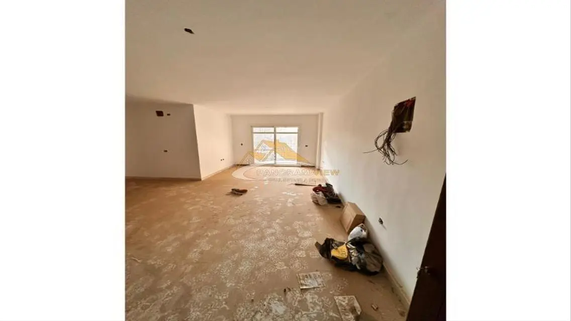 Luxury Apartment in B7 with Stunning City View