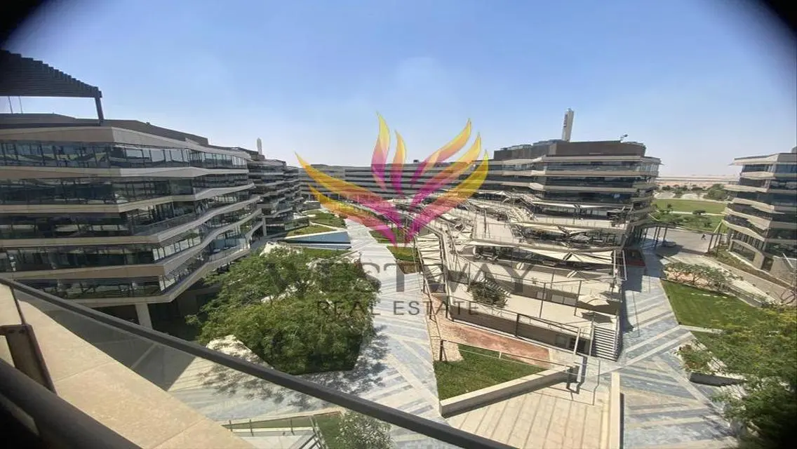 Stunning Apartment with Covered Parking for 70000 EGP