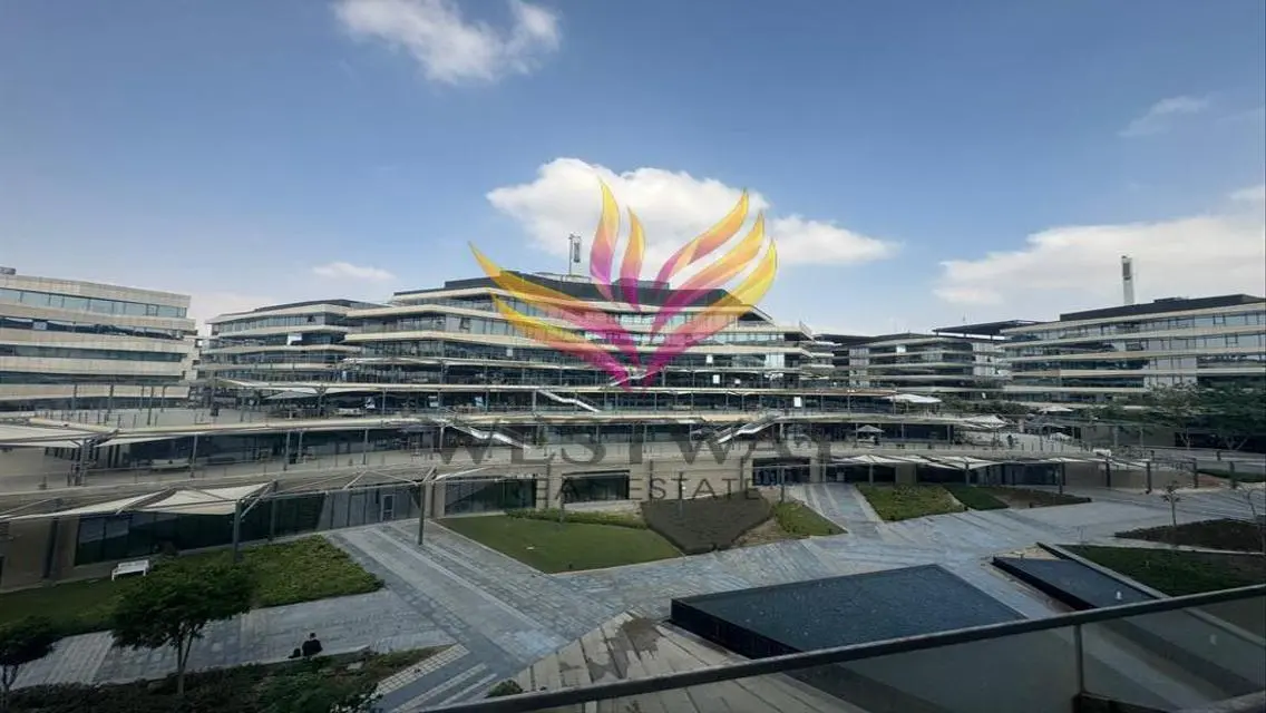 Stunning Apartment with Covered Parking for 70000 EGP