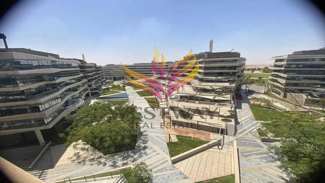 Stunning Apartment with Covered Parking for 70000 EGP