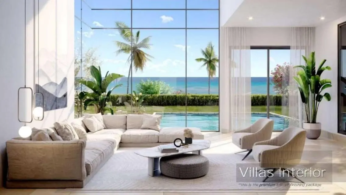 Luxury Apartment with Spacious Lakeside View