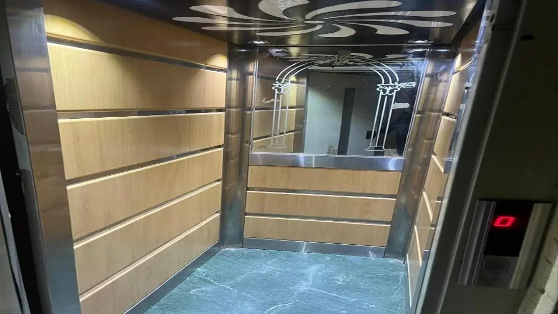 شقة رائعة بأمن 24 ساعة ووسائل راحة متنوعة