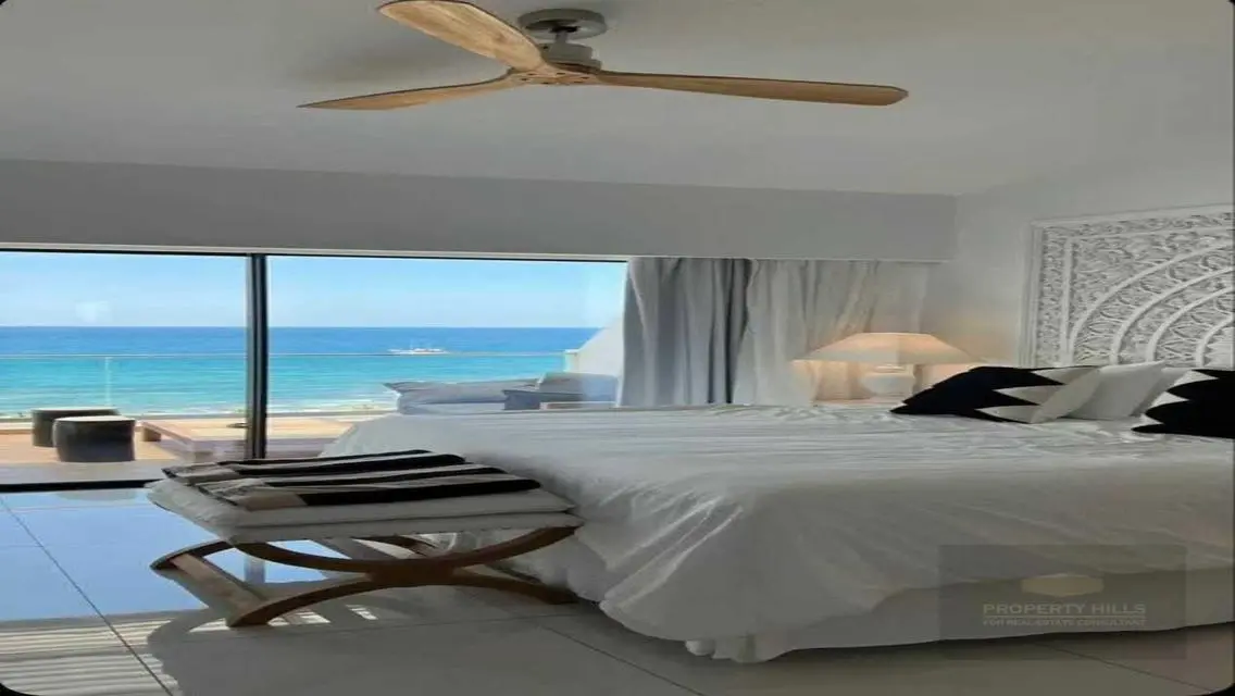 Luxury Villa for Sale with Spacious Living