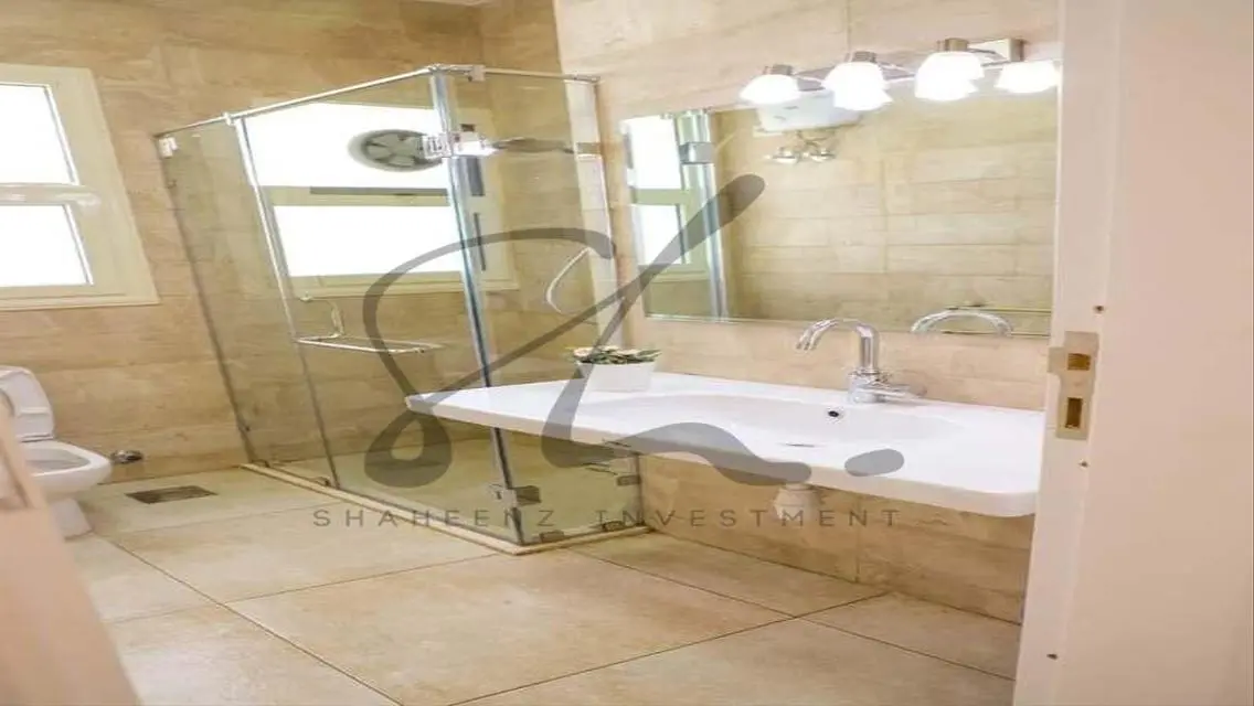 فيلا فاخرة في هاسيندا وايت - فرصة استثمارية مميزة