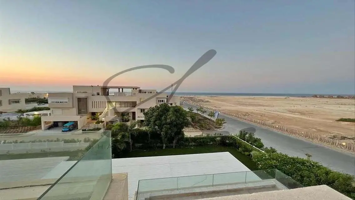 فيلا فاخرة في هاسيندا وايت - فرصة استثمارية مميزة