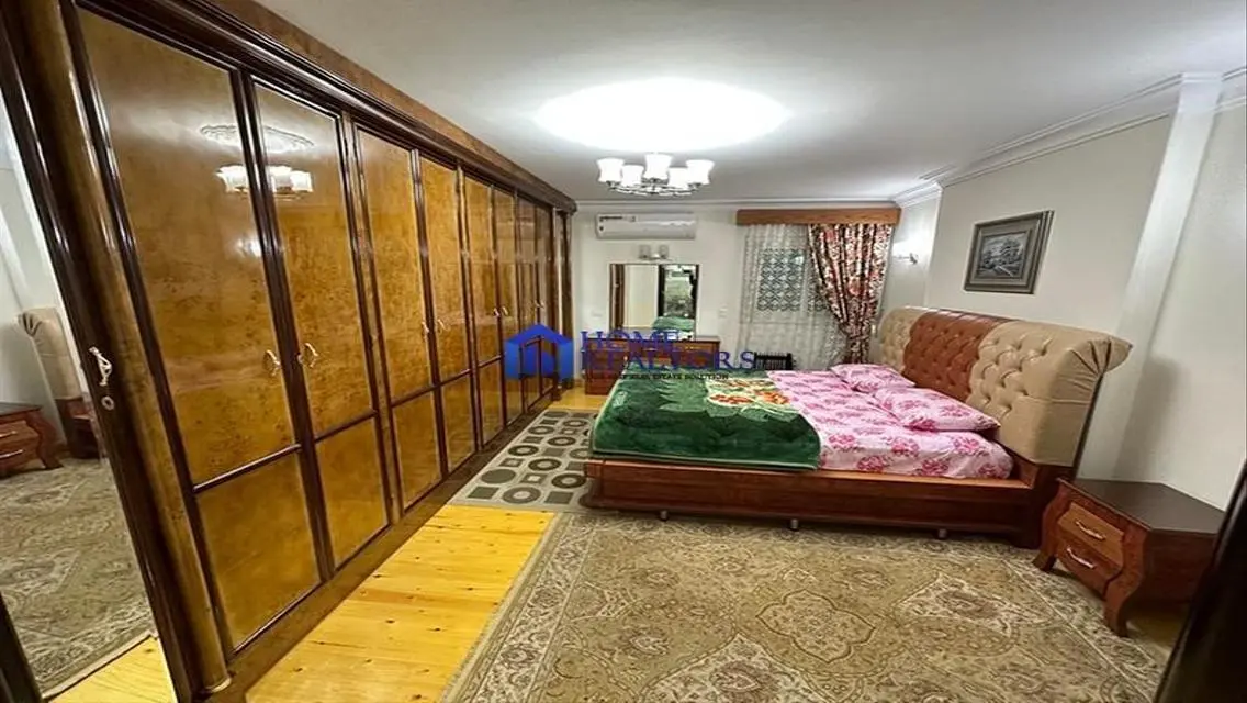 Luxurious Apartment with Study Room and Premium Amenities
