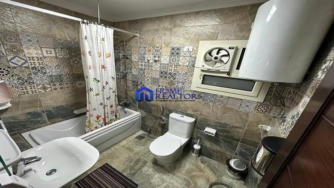 Luxurious Apartment with Study Room and Premium Amenities