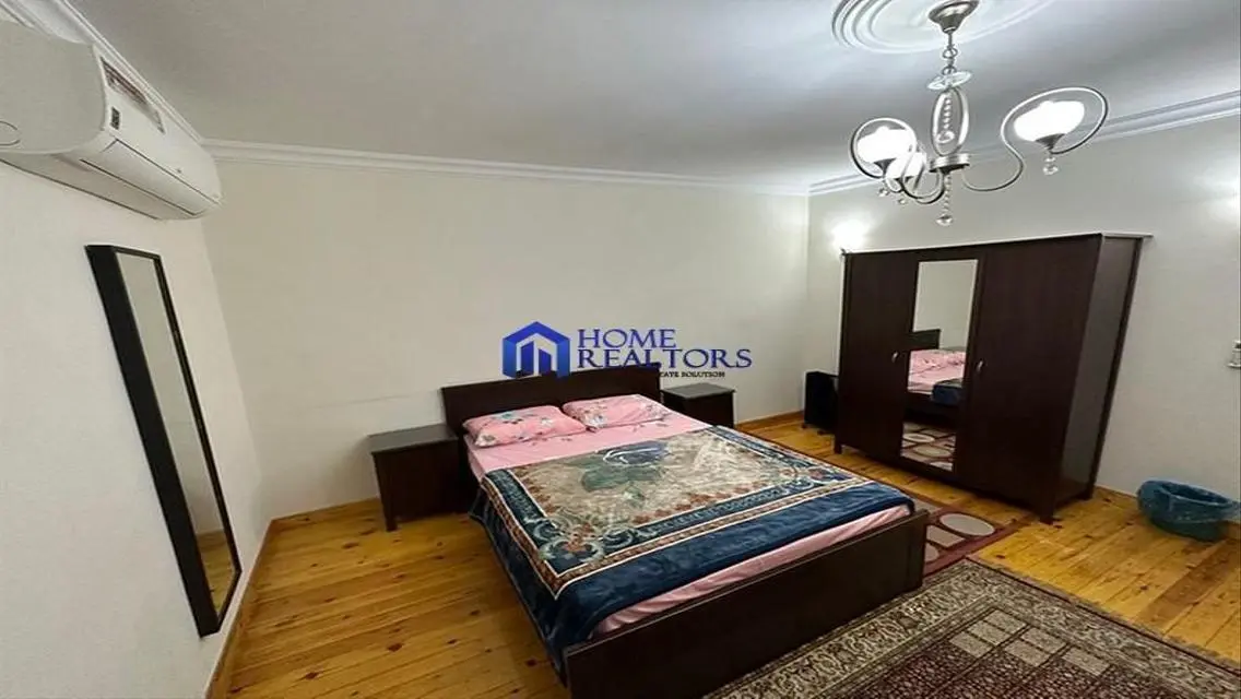 Luxurious Apartment with Study Room and Premium Amenities