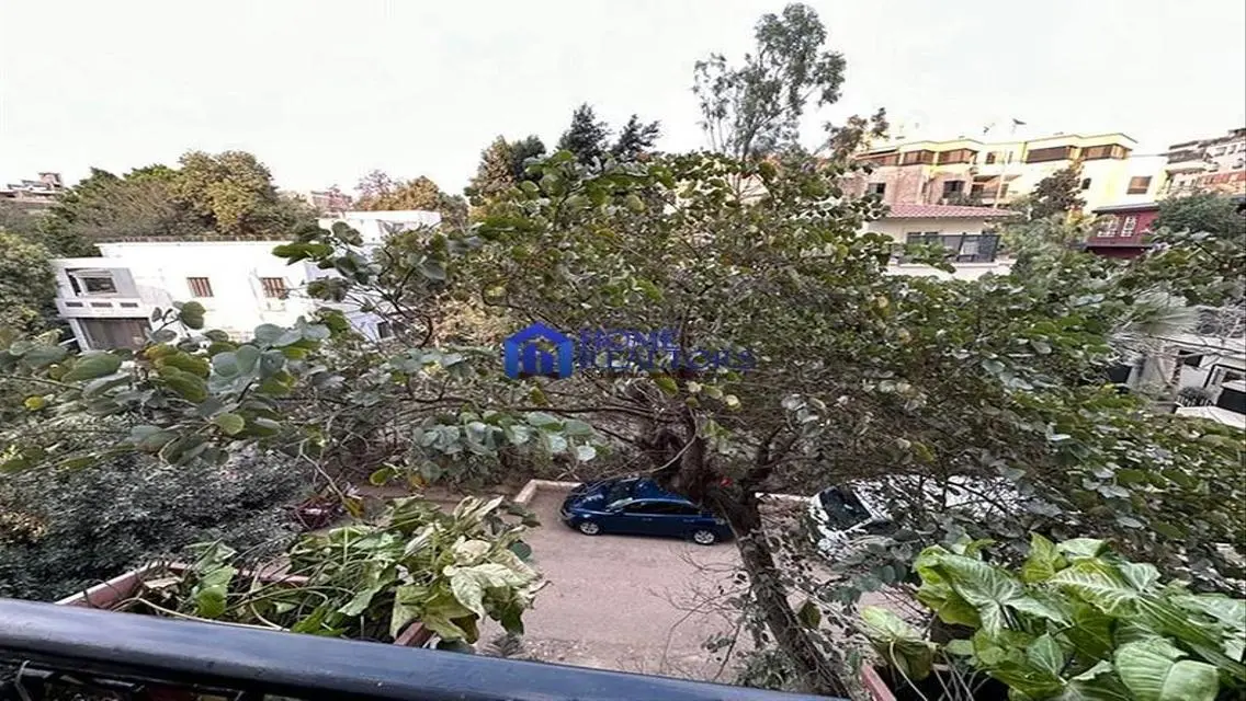 Luxurious Apartment with Study Room and Premium Amenities