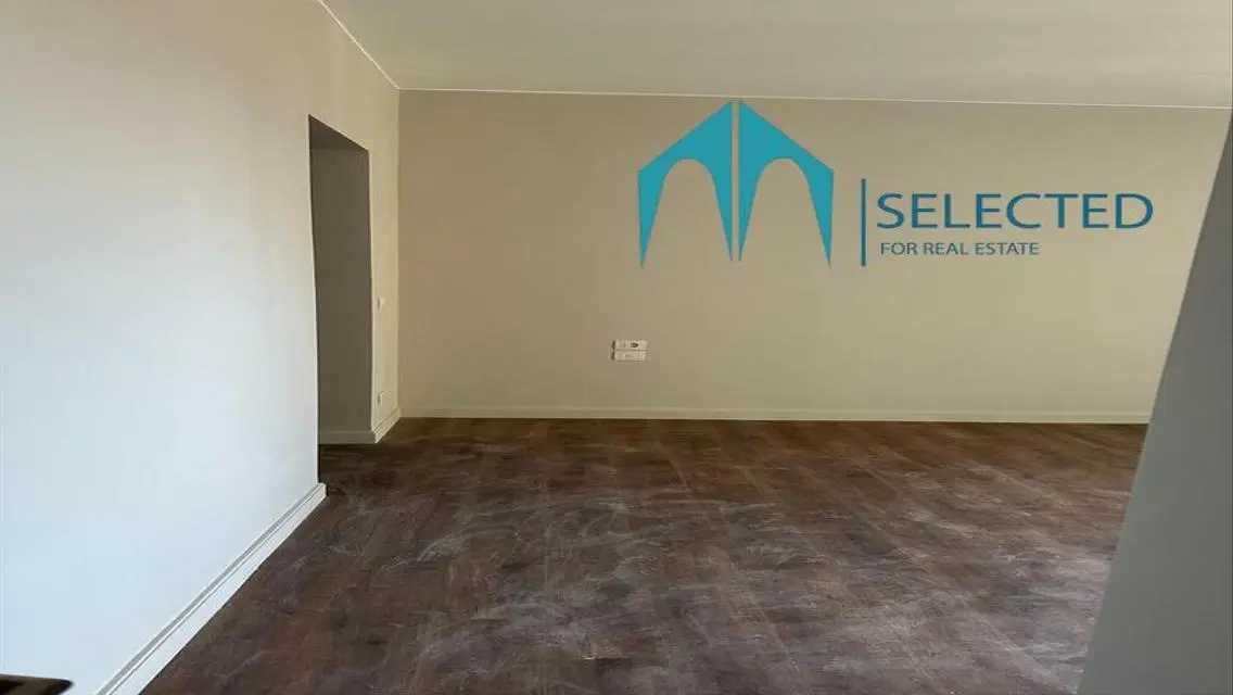 Luxury Apartment for Rent with Pool and Private Parking