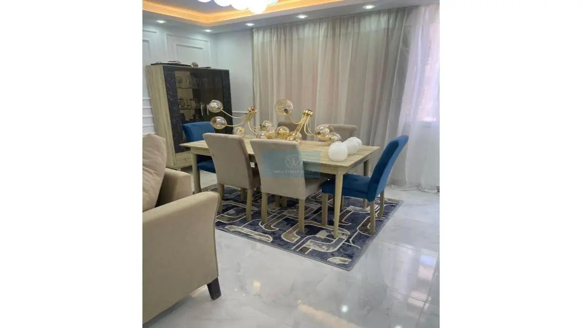 Luxury Apartment with 165 sqm in the Heart of the City