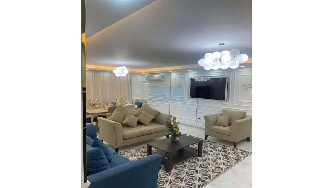 Luxury Apartment with 165 sqm in the Heart of the City