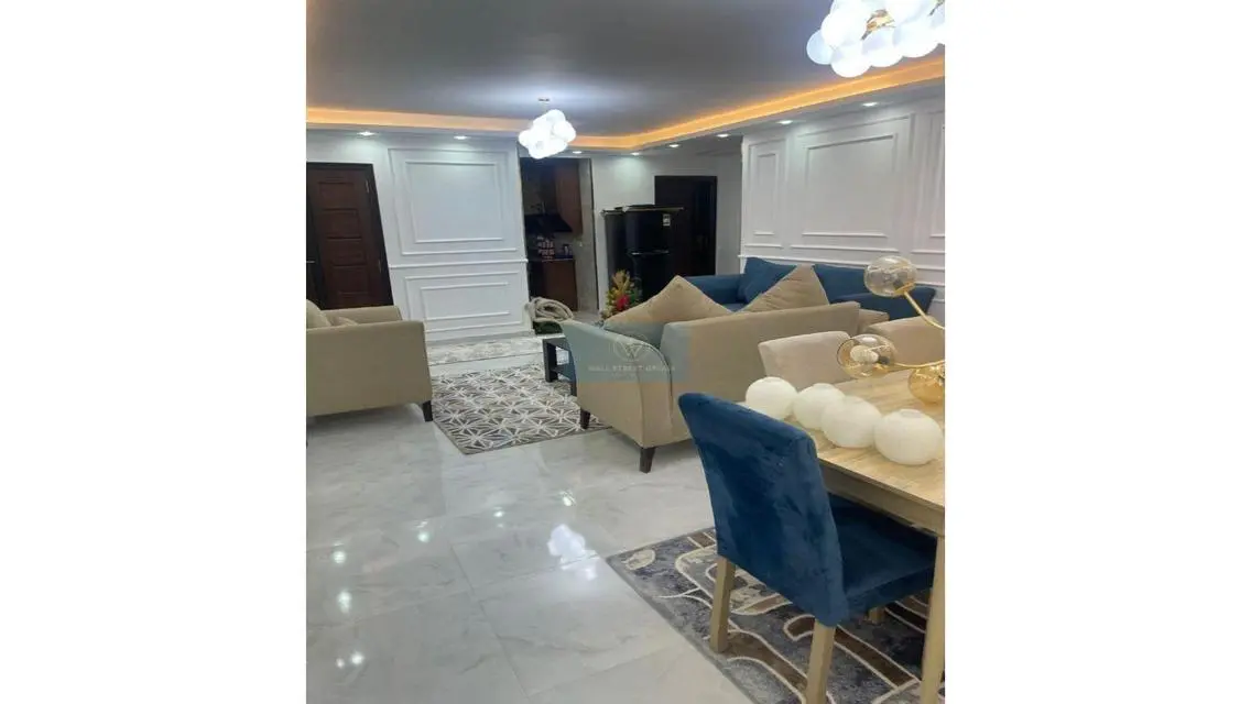 Luxury Apartment with 165 sqm in the Heart of the City