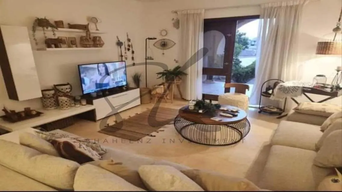 Luxury Apartment of 155 sqm with Private Pool and Garden