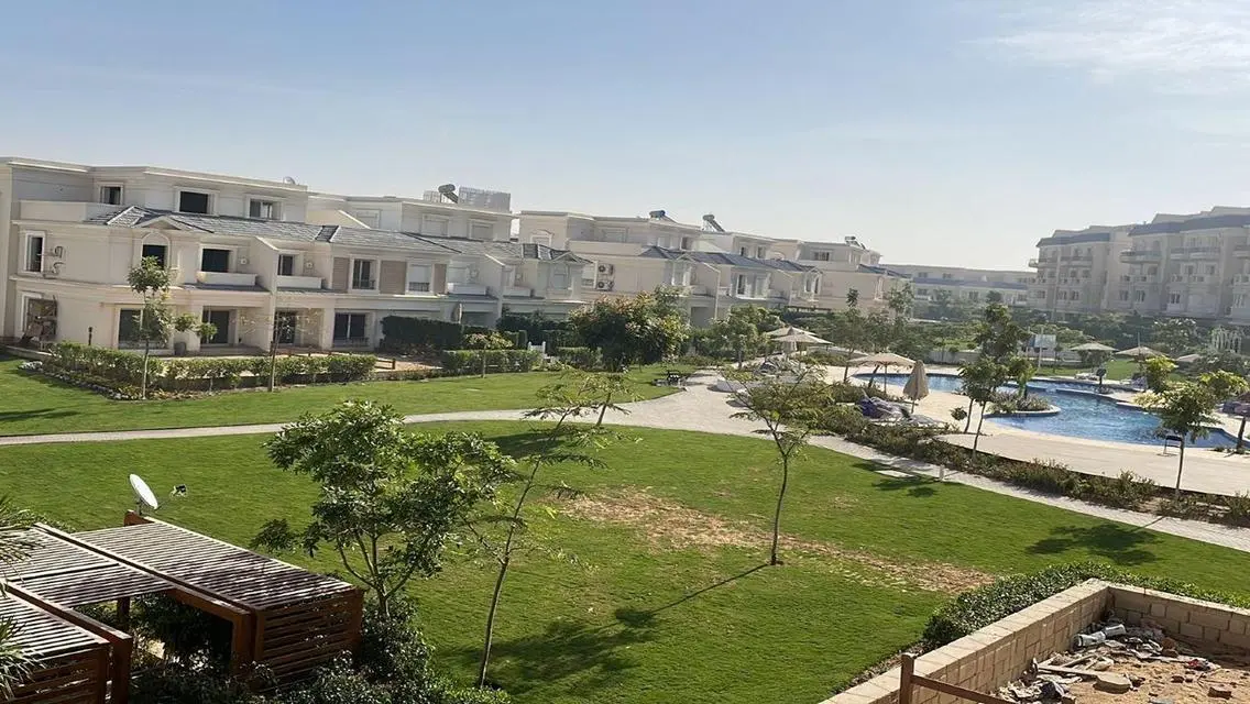 Unique Investment Opportunity in Villa at Mountain View October Park