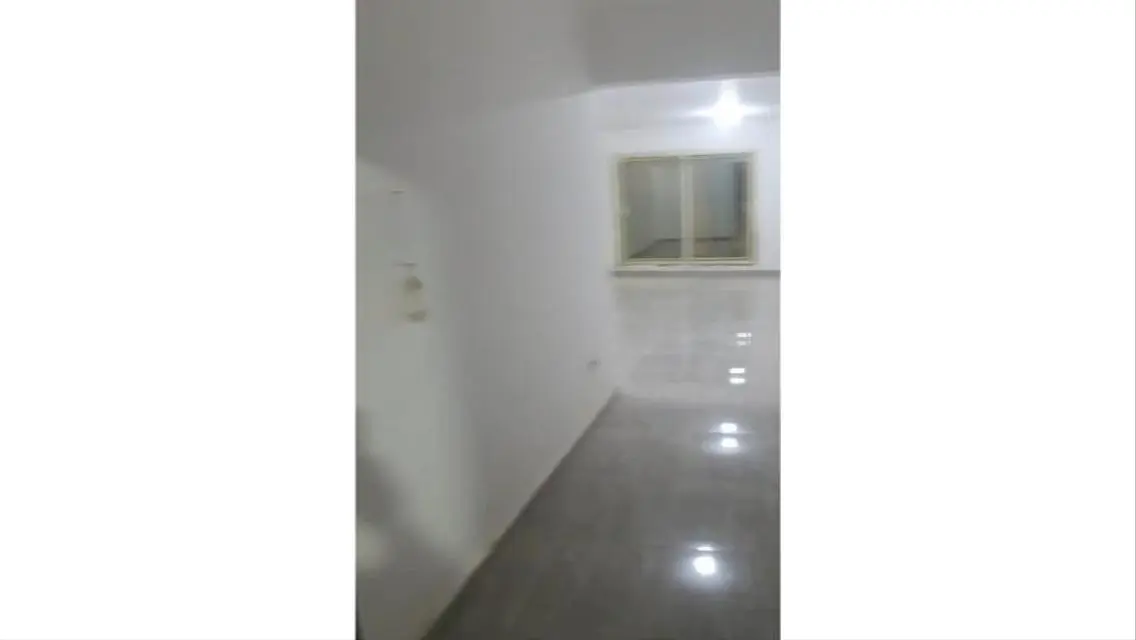 Luxurious 6-Room Apartment for Rent Near Major Landmark