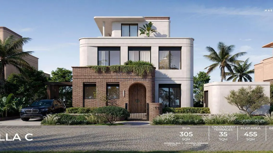 Luxury Apartment with Private Garden and Covered Parking