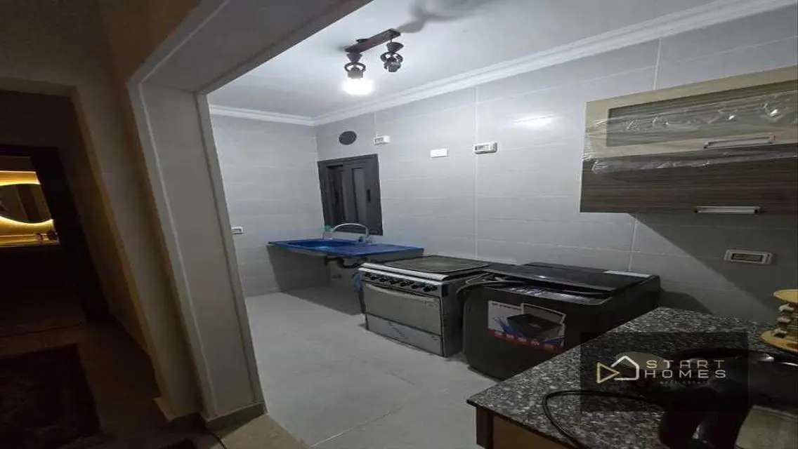شقة فاخرة للإيجار بالمدينة