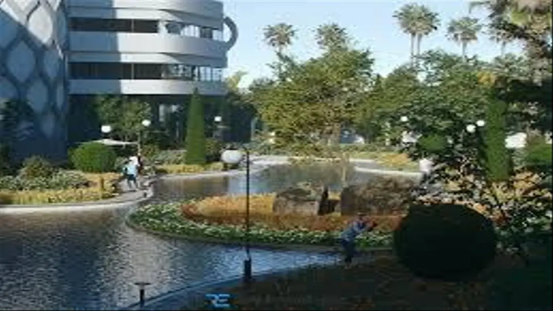 شقة فاخرة للبيع بحديقة خاصة