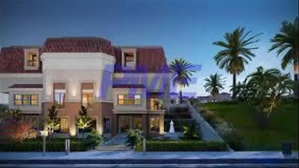 Luxury Villa with Private Garden and Shared Pool for Sale