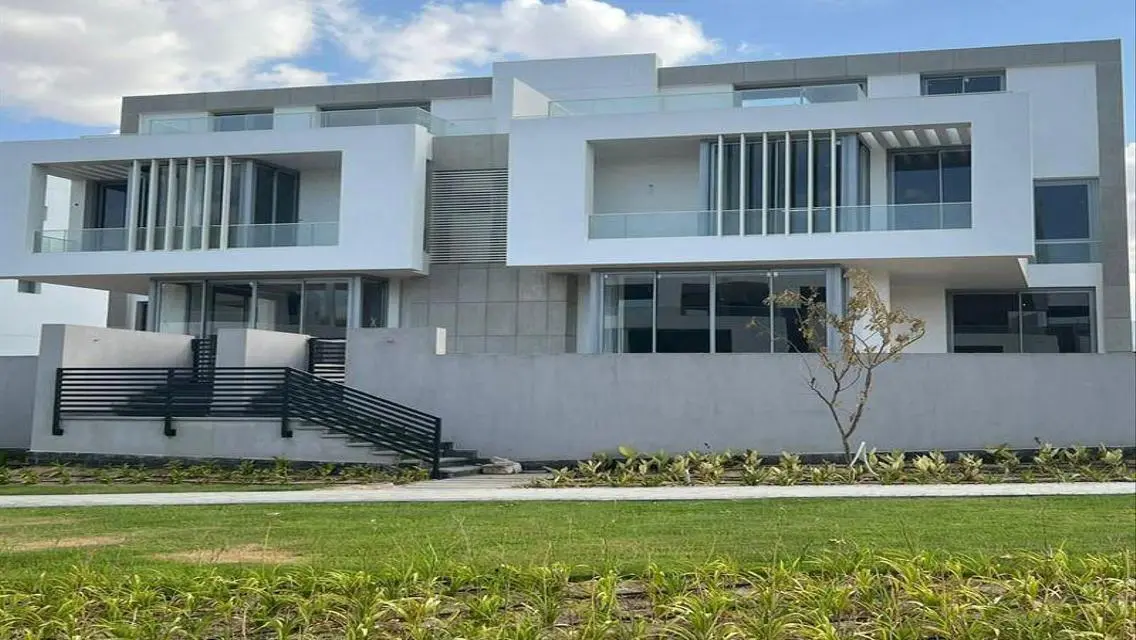عقار متميز مع مرافق فاخرة
